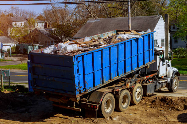 Best Commercial Cleanout Services  in East Dubuque, IL